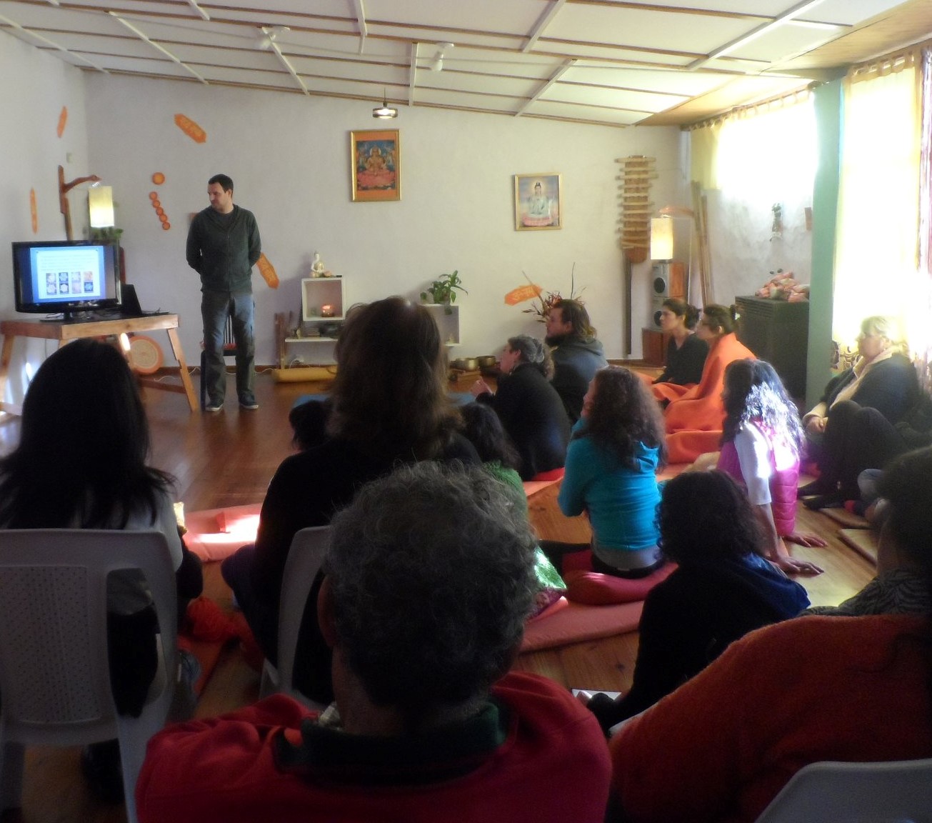 CURSO PROFESIONAL – TERAPEUTA FLORAL